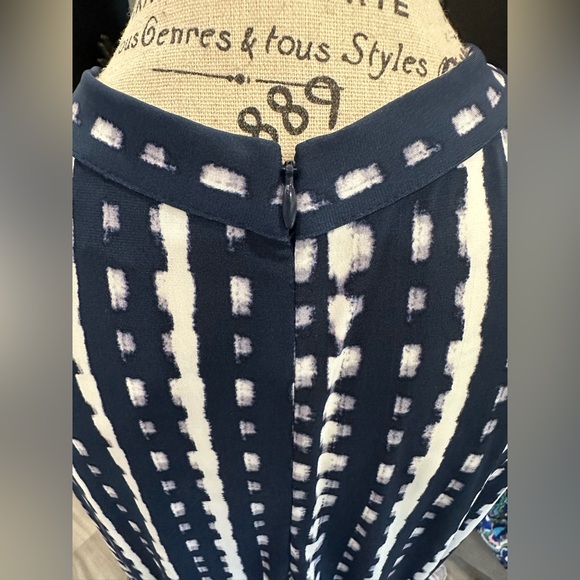 Calvin Klein Printed Jumpsuit NWT - Picture 8 of 15